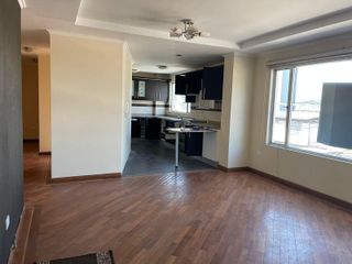 Departamento moderno de venta en la ciudadela Cofavi, Norte de Quito