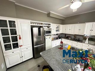 Foto 15 de Chalet en venta en Quilmes Este