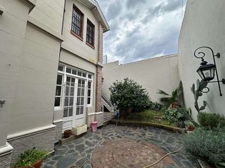 Foto 4 de Chalet en venta en Quilmes Este