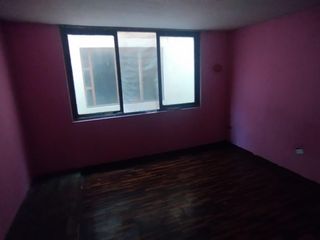 Foto 5 de En venta Departamento en en 1er y 2do piso cerca a parque - San Miguel