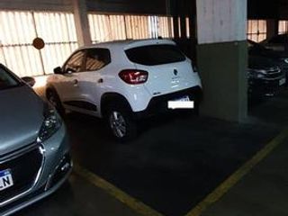 Foto 2 de COCHERA FIJA EN PALERMO