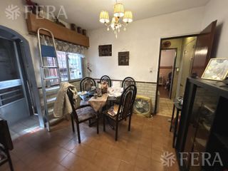 Foto 3 de Venta de PH de 5 ambientes con cochera en Quilmes