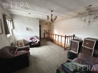 Foto 9 de Venta de PH de 5 ambientes con cochera en Quilmes