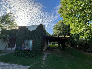 Foto 1 de Casa en venta - 2 Dormitorios 1 Baño - Cocheras - 810Mts2 - Rincón de Milberg