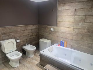 Foto 9 de PH en venta - 2 Dormitorios 1 Baño - 120Mts2 - Banfield, Lomas de Zamora