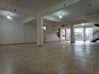 Foto 4 de Local en alquiler en Bariloche, apto gastronómico.