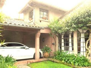 Foto 5 de Distinguido Chalet en Barrio Abierto Green Hills - Maschwitz - ESCOBAR