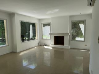 Foto 3 de Casa en Venta  SAN ISIDRO LABRADOR a la LAGUNA , VILLANUEVA. TIGRE
