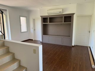 Foto 12 de Casa en Venta  SAN ISIDRO LABRADOR a la LAGUNA , VILLANUEVA. TIGRE