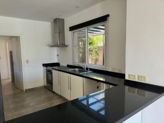 Foto 8 de Casa en Venta  SAN ISIDRO LABRADOR a la LAGUNA , VILLANUEVA. TIGRE