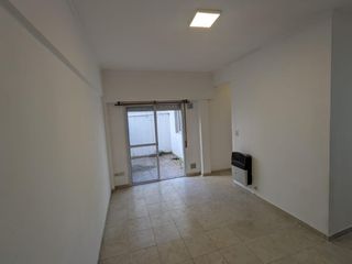 Foto 1 de Ph en venta - 2 Dormitorios 1 Baño - 64Mts2 - La Plata