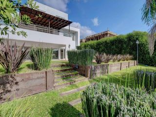 Foto 40 de Casa en venta y alquiler anual al rio, en barrio El Yacht, Nordelta, Tigre