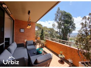 Foto 1 de Apartamento en venta de 195m, vista panorámica y 2 terrazas en Colina