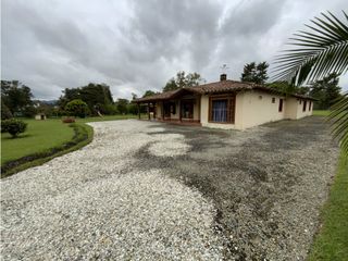 Finca Uso Comercial Llanogrande