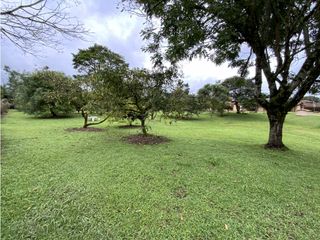 Finca Uso Comercial Llanogrande