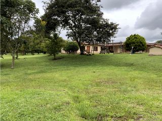 Finca Uso Comercial Llanogrande