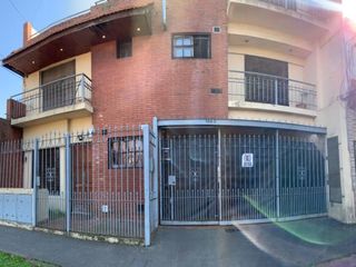 Foto 4 de Casa PH en venta en Quilmes Oeste