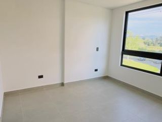 Casa en Arriendo Ubicado en Rionegro Codigo 2834