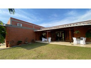 CASA CAMPESTRE  EN VENTA EN JAMUNDI, ALFAGUARA