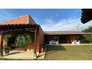 CASA CAMPESTRE  EN VENTA EN JAMUNDI, ALFAGUARA