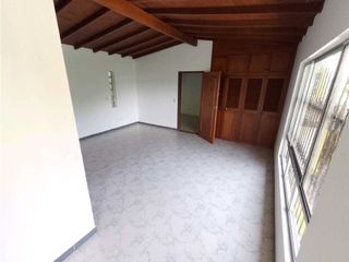 ARRIENDO CASA FINCA Sabaneta la doctora