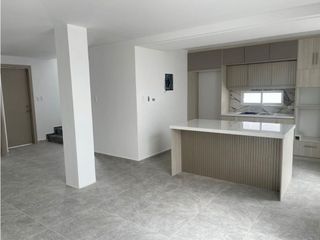 Foto 8 de CASAS INDEPENDIENTES CON PISCINA EN VENTA SECTOR SUR DE MANTA