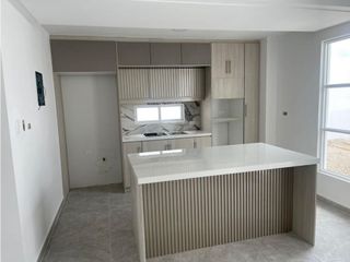 Foto 9 de CASAS INDEPENDIENTES CON PISCINA EN VENTA SECTOR SUR DE MANTA