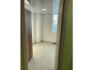 Foto 11 de SE ARRIENDA ESPECTACULAR APARTAMENTO EN EDIFICIO ALTUA