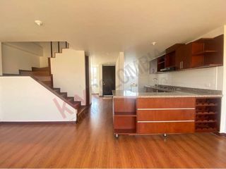 Vendo Hermosa casa en Chia-9227