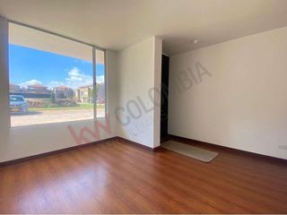 Vendo Hermosa casa en Chia-9227