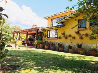 Foto 1 de Vendo Casa Campestre en lote de 6400M2, Hacienda Meridor Tenjo