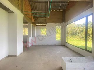 Vendo Casa Campestre en Lote de 10.000 m2 en la Calera Vereda El Hato-9236