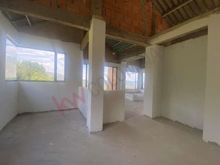 Vendo Casa Campestre en Lote de 10.000 m2 en la Calera Vereda El Hato-9236