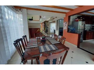 Casa de 2 niveles + altillo y zona verde, Cota, Cundinamarca-9432