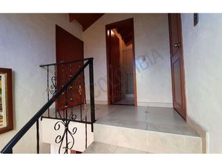 Casa de 2 niveles + altillo y zona verde, Cota, Cundinamarca-9432