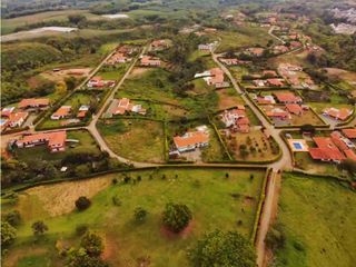 Se Venden Lotes Para Casas Típicas Modernas Condominio Cerrado