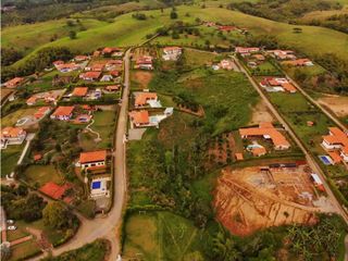 Se Venden Lotes Para Casas Típicas Modernas Condominio Cerrado