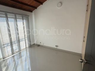 ARRIENDO de CASAS en SABANETA