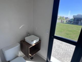Foto 20 de Venta Casa 4 dormitorios en  Santa Ana