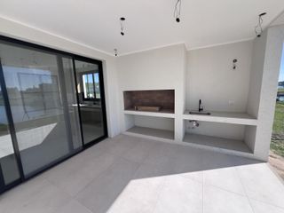 Foto 47 de Venta Casa 4 dormitorios en  Santa Ana