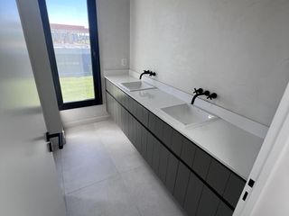 Foto 44 de Venta Casa 4 dormitorios en  Santa Ana