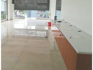 Foto 10 de Quito Tenis, Local Comercial en Renta, 89m2, 1 Ambiente