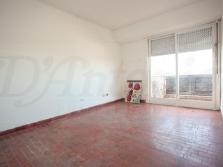 Foto 4 de Departamento en  venta 3 ambientes con balcón