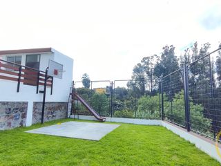 Foto 24 de Departamentos en Venta de 3 y 2 dormitorios, en conjunto con seguridad, sector Alangasí