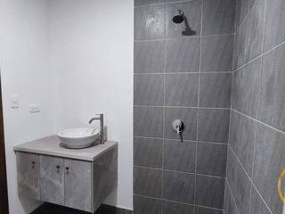 Foto 16 de Departamentos en Venta de 3 y 2 dormitorios, en conjunto con seguridad, sector Alangasí