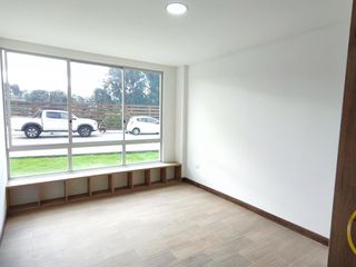Foto 13 de Departamentos en Venta de 3 y 2 dormitorios, en conjunto con seguridad, sector Alangasí