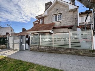 Foto 12 de CHALET  5 AMBIENTES CON PARQUE Y QUINCHO!!!  CHAUVIN RESIDENCIAL