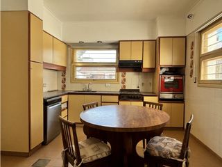 Foto 20 de CHALET  5 AMBIENTES CON PARQUE Y QUINCHO!!!  CHAUVIN RESIDENCIAL