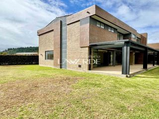 Espectacular casa tipo Azulejo en la Sabana de Bogotá