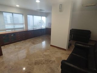 Foto 3 de En Venta Amplio Local Industrial en Cercado de Lima